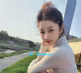 体验风骚完美身材小姐姐