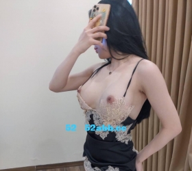 年轻漂亮小妹妹，听话服务好，淫水多
