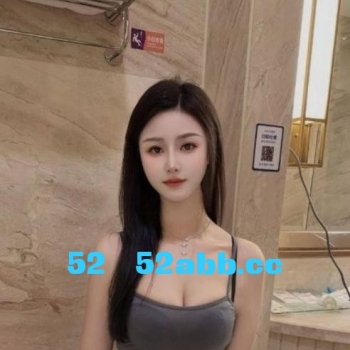 清纯白嫩大长腿女神