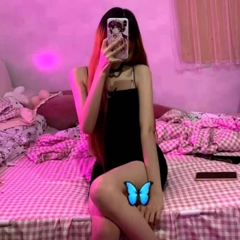 北京风骚妹子互动多，吻技一流