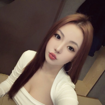[海淀区] 大奶妹夹吸高潮会发骚