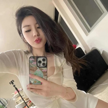 刚做不久漂亮兼职小妹